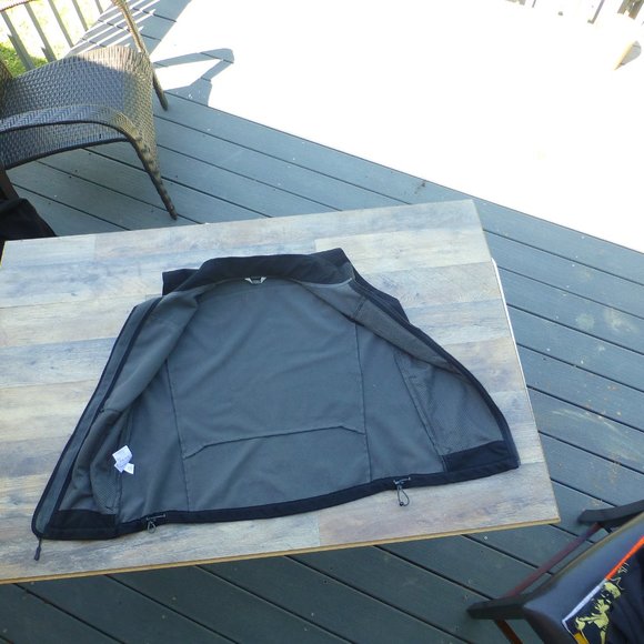 Eddie Bauer vest S - Picture 7 of 11